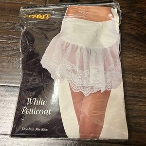 ✨Halloween Costume Accessories- White Petticoat (New)